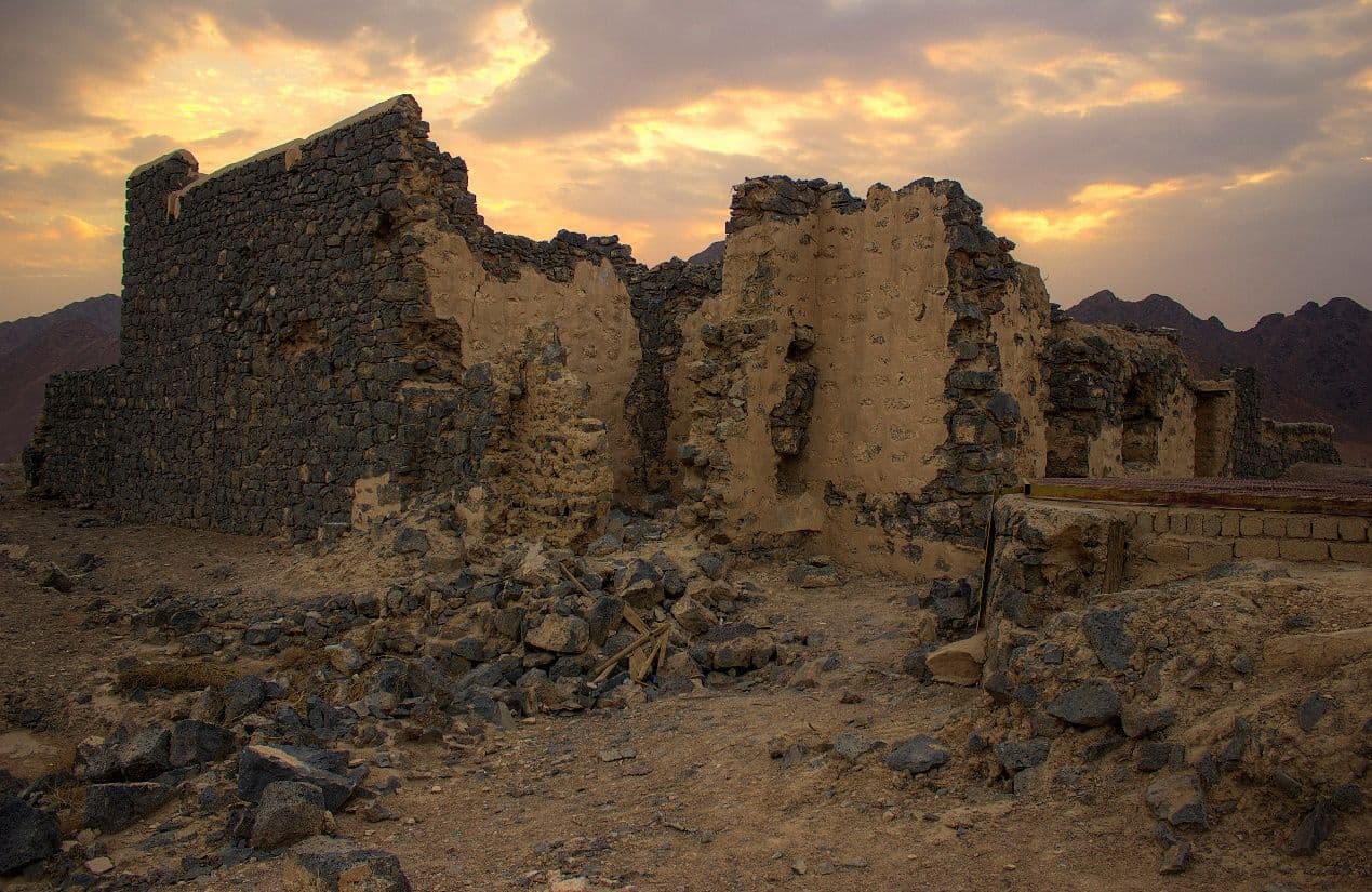 قصر وبئر عروة بن الزبير - من معالم وادي العقيق