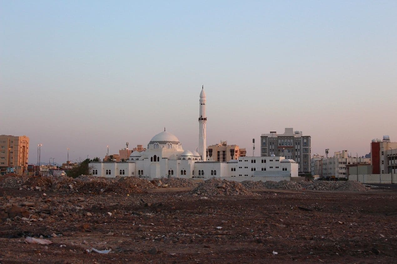 مسجد الجمعة : (في بني سالم بن عوف)
